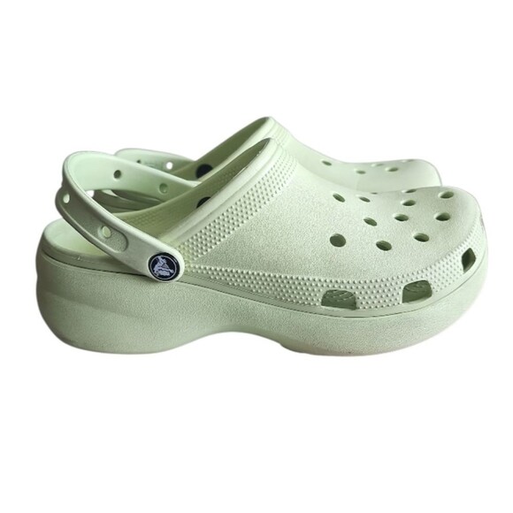 Crocs Classic Platform Clogs Lime Green Sz 10 Outdoor Beach Summer Festival - Picture 1 of 13